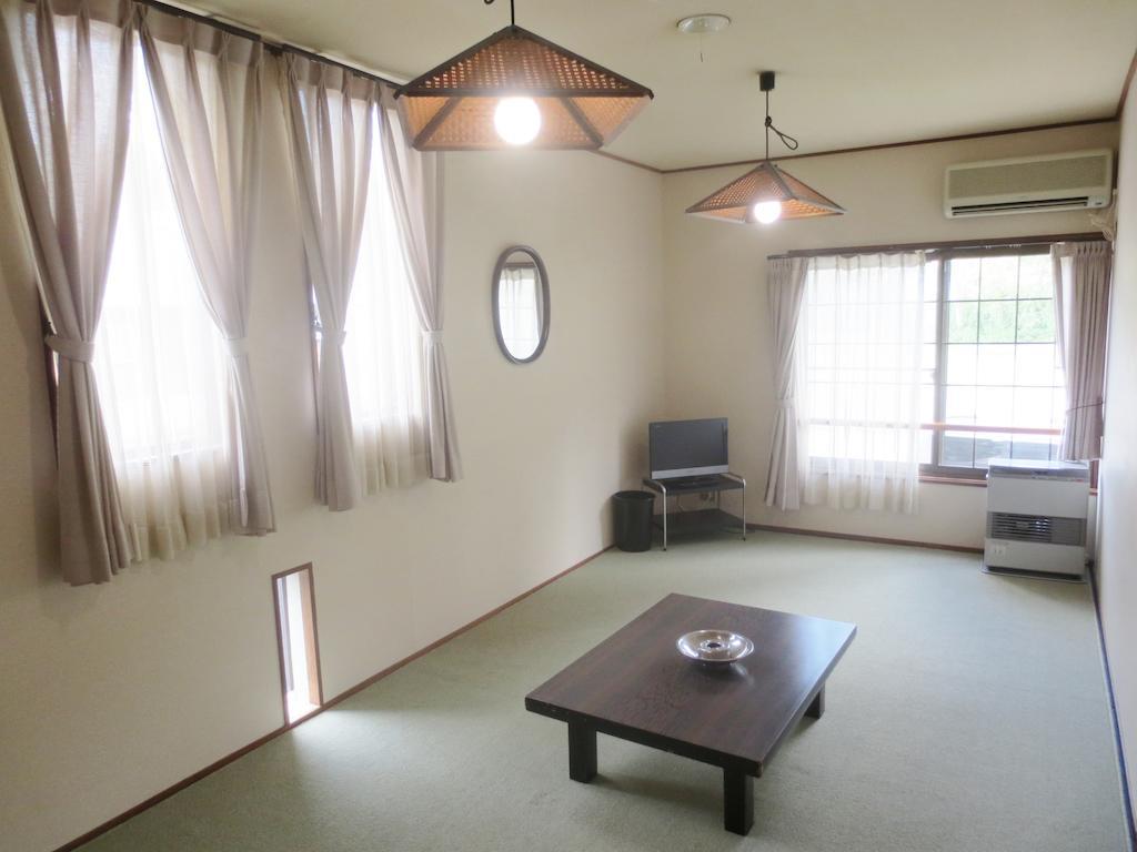 Pension Noah Yuzawa (Niigata) Quarto foto